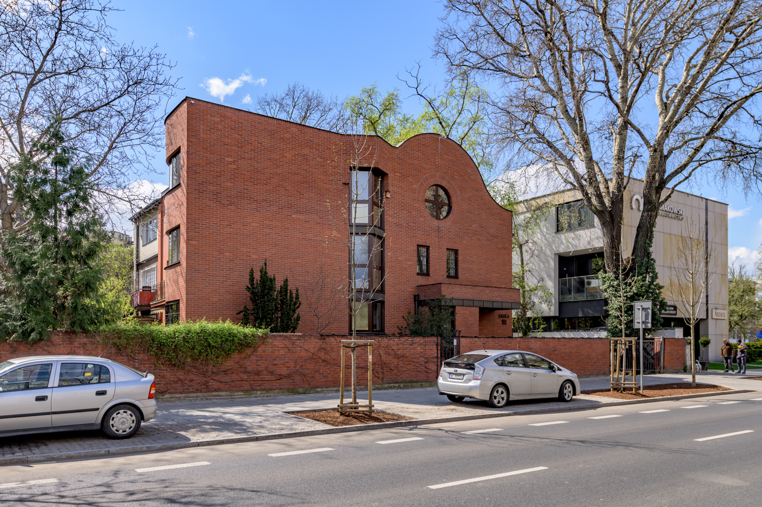 Zdjęcie architektury budynku Budynek mieszkalny